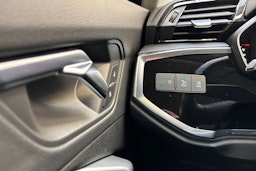 valkoinen Audi Q3 2020 kuva 16.