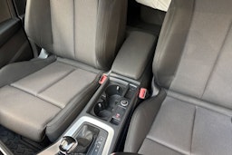 valkoinen Audi Q3 2020 kuva 22.