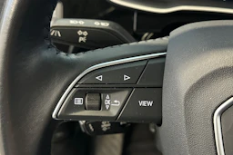 harmaa Audi Q3 2020 kuva 18.