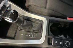 harmaa Audi Q3 2020 kuva 22.