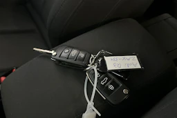 harmaa Audi Q3 2020 kuva 31.
