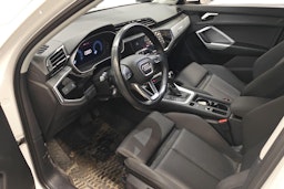 valkoinen Audi Q3 2021 kuva 3.