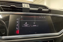 valkoinen Audi Q3 2021 kuva 23.