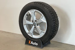 valkoinen Audi Q3 2021 kuva 10.