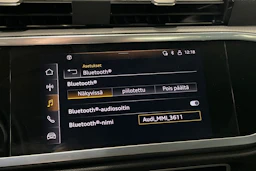 valkoinen Audi Q3 2021 kuva 18.