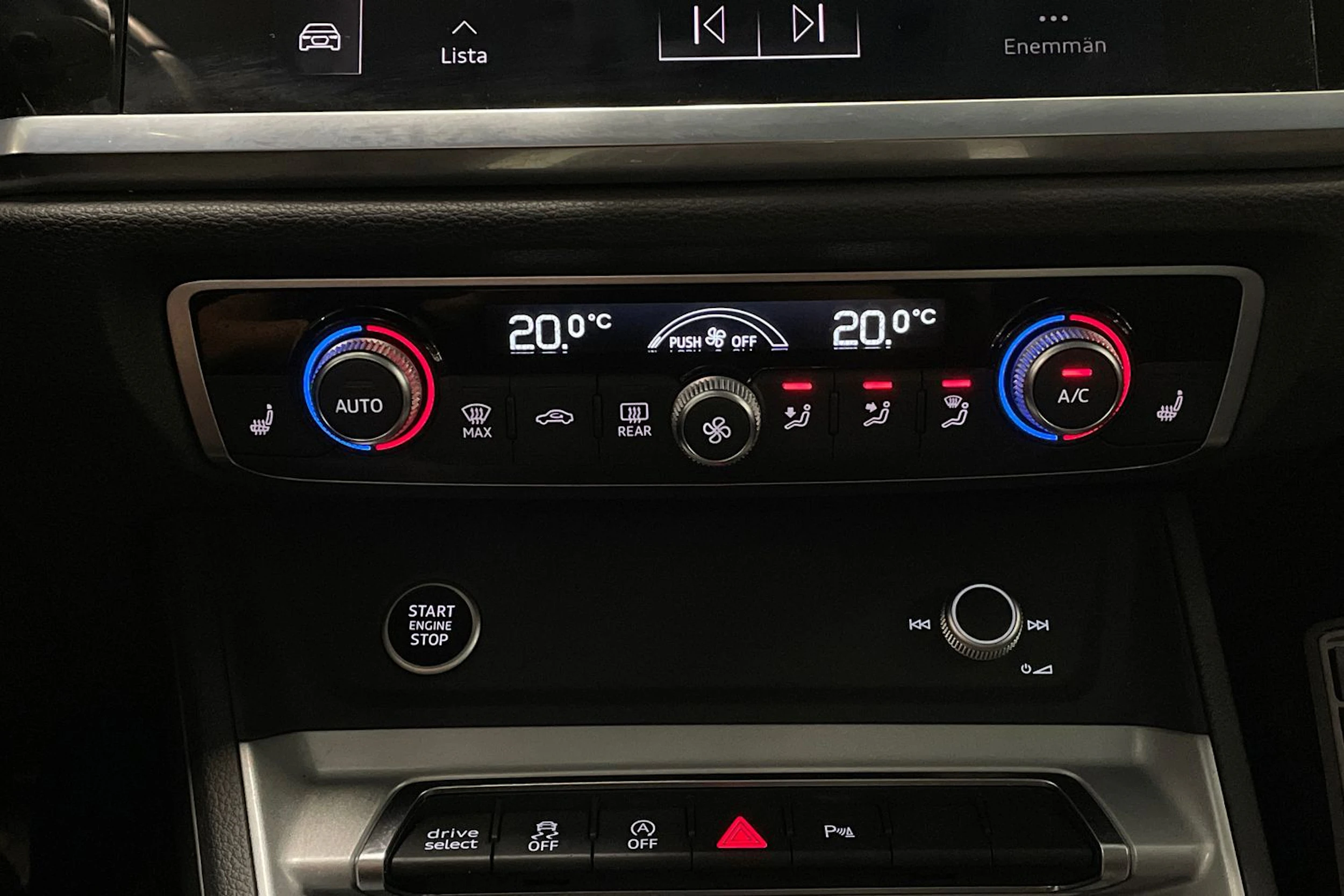 valkoinen Audi Q3 2021 kuva 22.