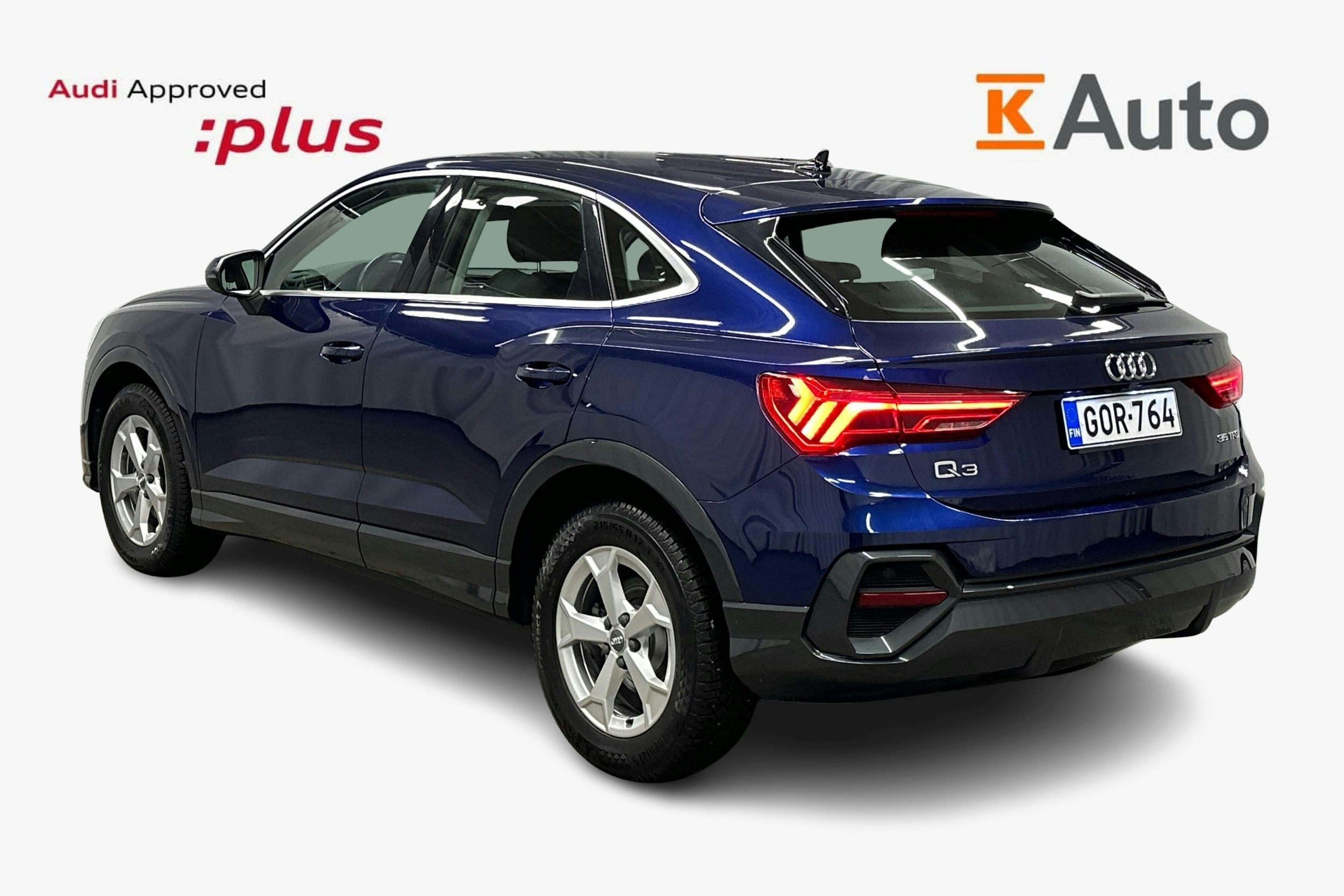 sininen Audi Q3 2021 kuva 2.