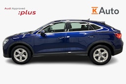 sininen Audi Q3 2021 kuva 6.