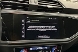 sininen Audi Q3 2021 kuva 19.