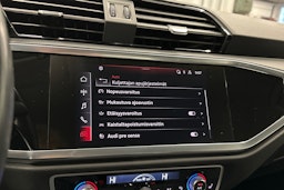 sininen Audi Q3 2021 kuva 22.