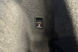 sininen Audi Q3 2021 kuva 28.