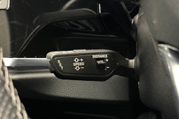 valkoinen Audi Q3 2021 kuva 21.