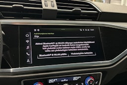 valkoinen Audi Q3 2021 kuva 26.