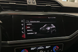 valkoinen Audi Q3 2021 kuva 25.