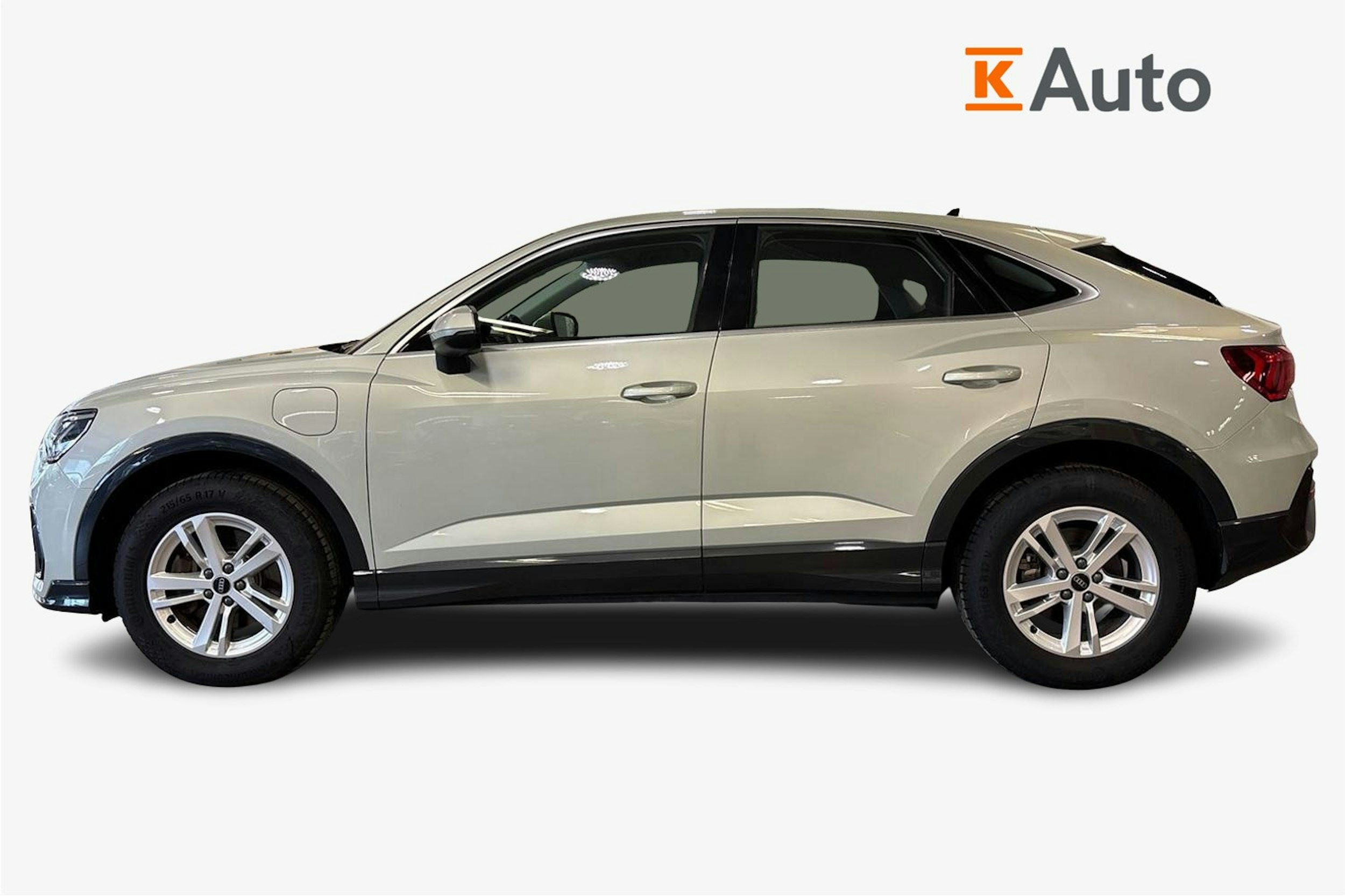met. hopea Audi Q3 2021 kuva 6.