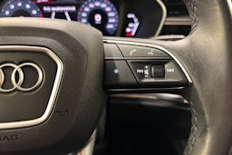 met. hopea Audi Q3 2021 kuva 16.