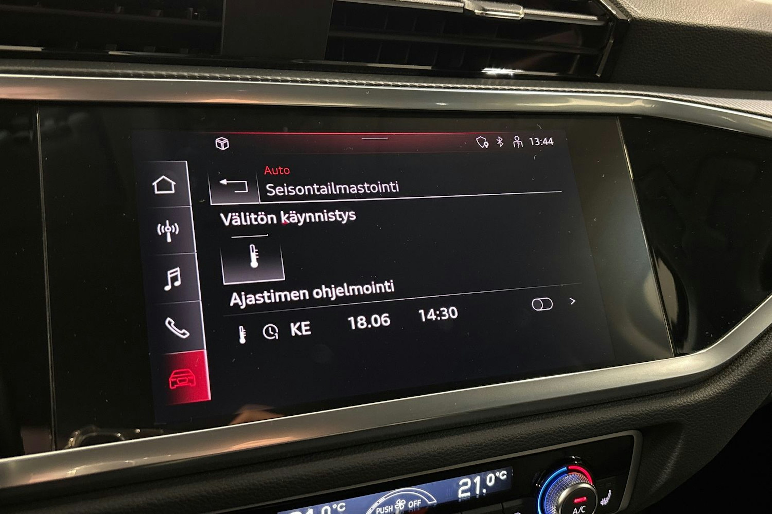 met. hopea Audi Q3 2021 kuva 20.
