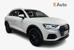 valkoinen Audi Q3 2022 kuva 1.