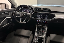 valkoinen Audi Q3 2022 kuva 11.