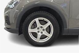 harmaa Audi Q3 2022 kuva 11.