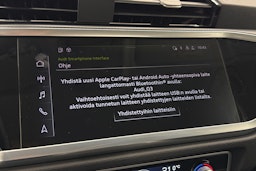 harmaa Audi Q3 2022 kuva 25.