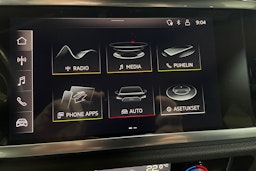 Harmaa Audi Q3 2021 kuva 14.