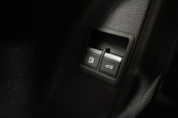 Harmaa Audi Q3 2021 kuva 21.