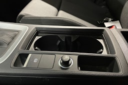 musta Audi Q3 2021 kuva 19.