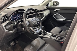 valkoinen Audi Q3 2021 kuva 3.