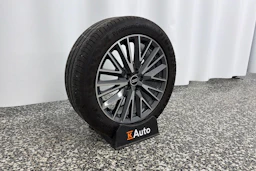 sininen Audi Q3 2021 kuva 10.