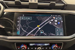 sininen Audi Q3 2021 kuva 19.