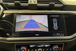 sininen Audi Q3 2021 kuva 20.