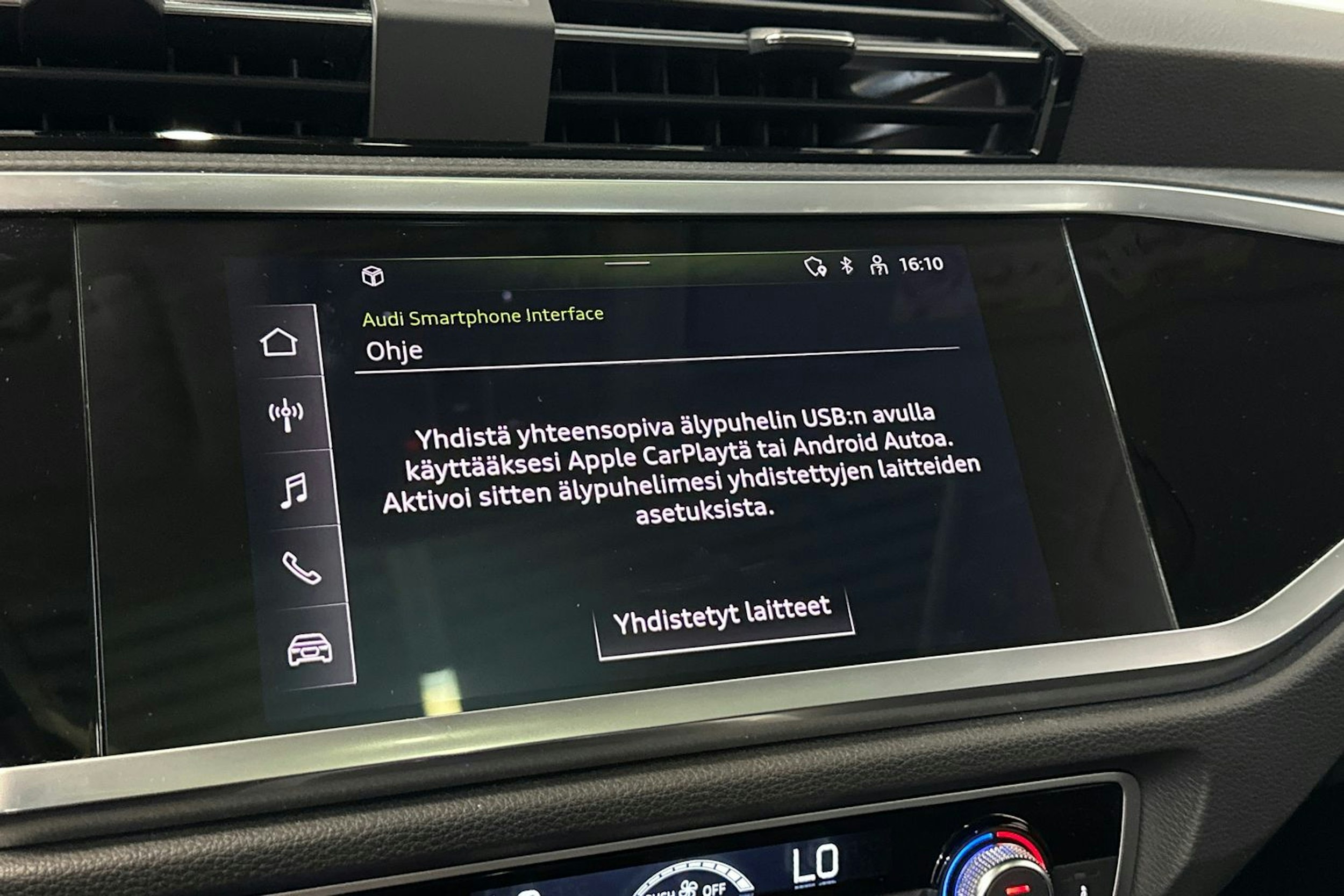 valkoinen Audi Q3 2021 kuva 25.