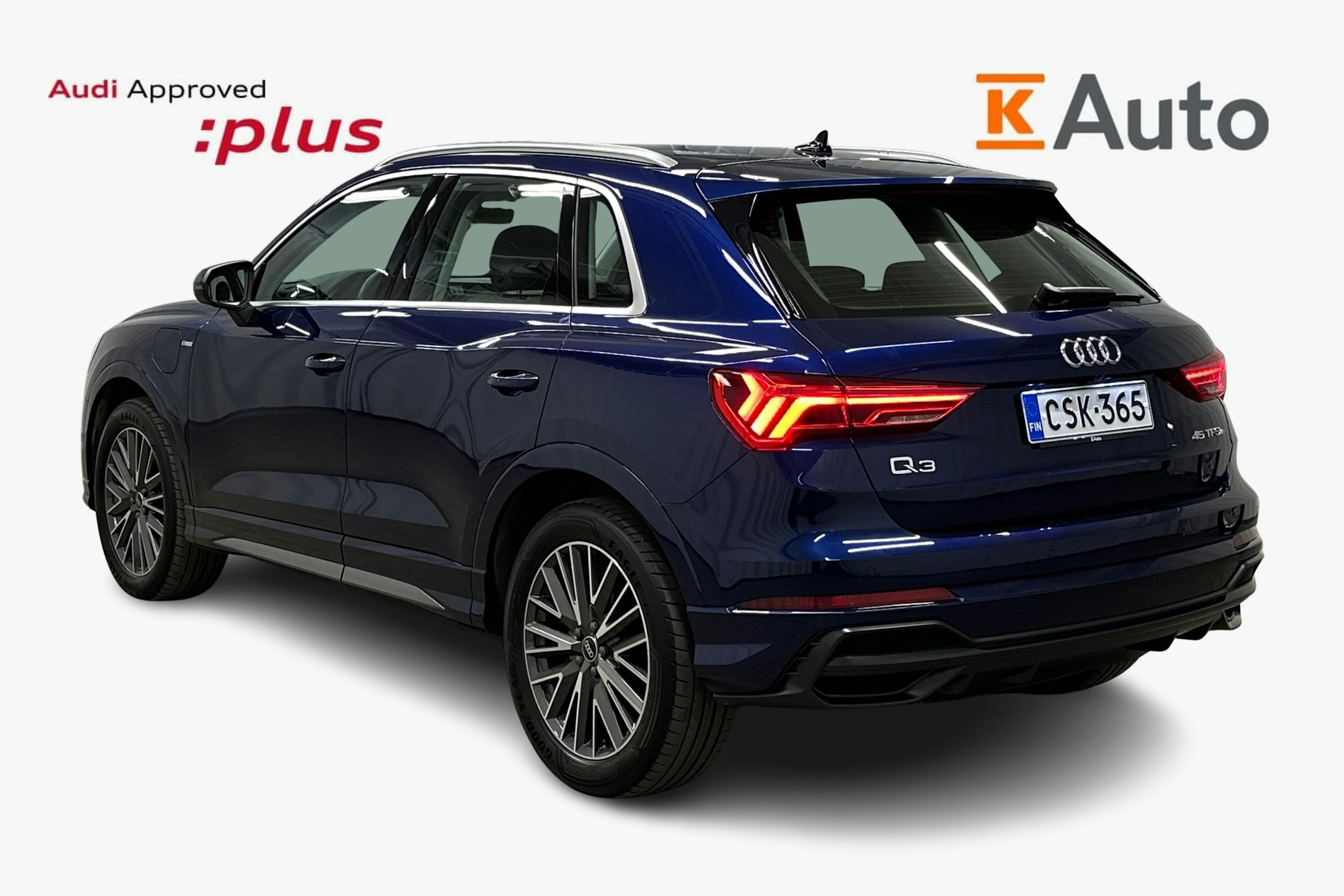 sininen Audi Q3 2022 kuva 2.