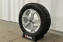 sininen Audi Q3 2022 kuva 12.