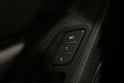 sininen Audi Q3 2022 kuva 16.