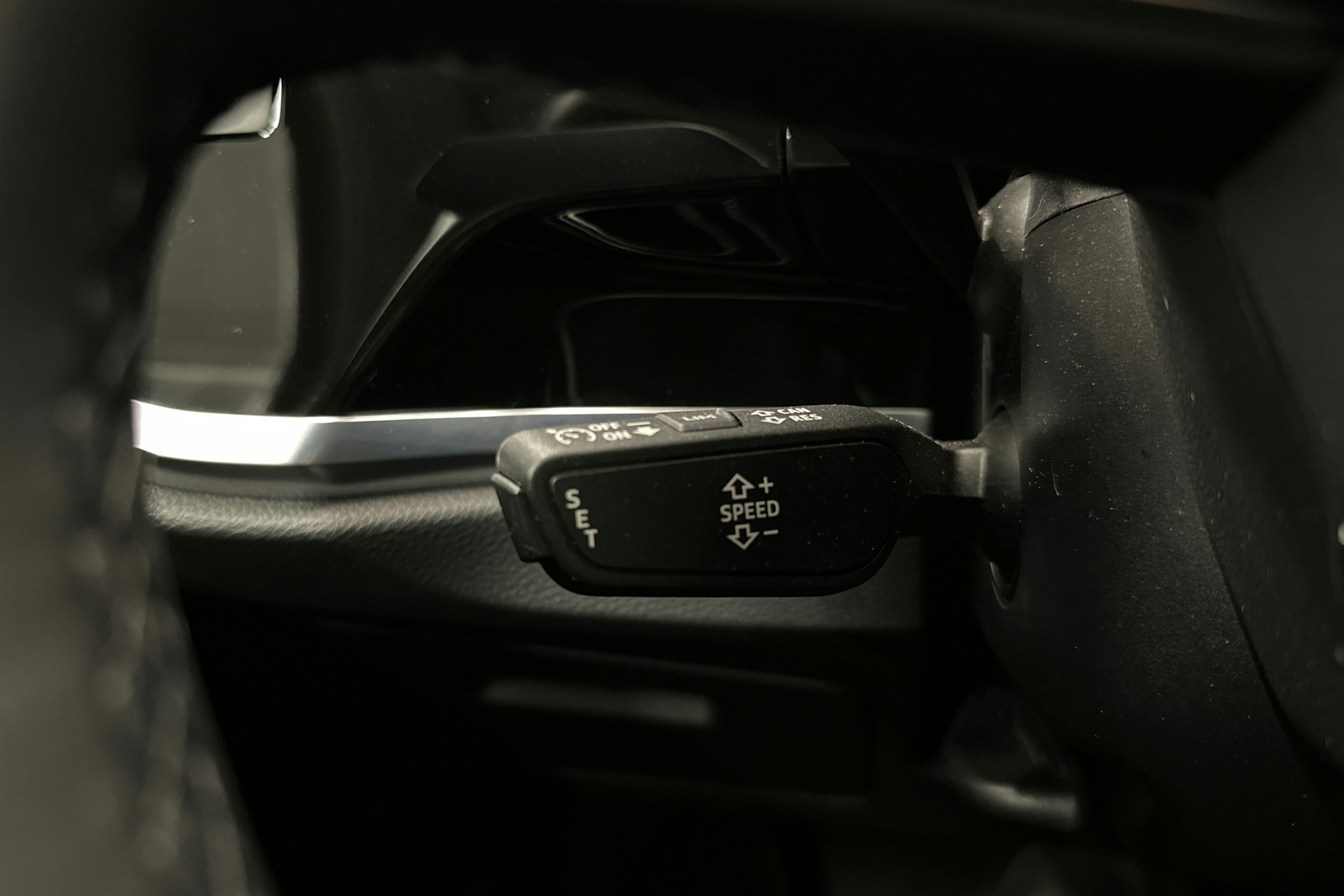 sininen Audi Q3 2022 kuva 20.