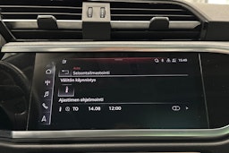 sininen Audi Q3 2022 kuva 30.