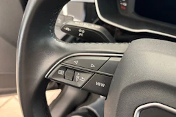 Musta Audi Q3 2022 kuva 22.