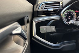 punainen Audi Q3 2022 kuva 14.