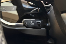 punainen Audi Q3 2022 kuva 15.