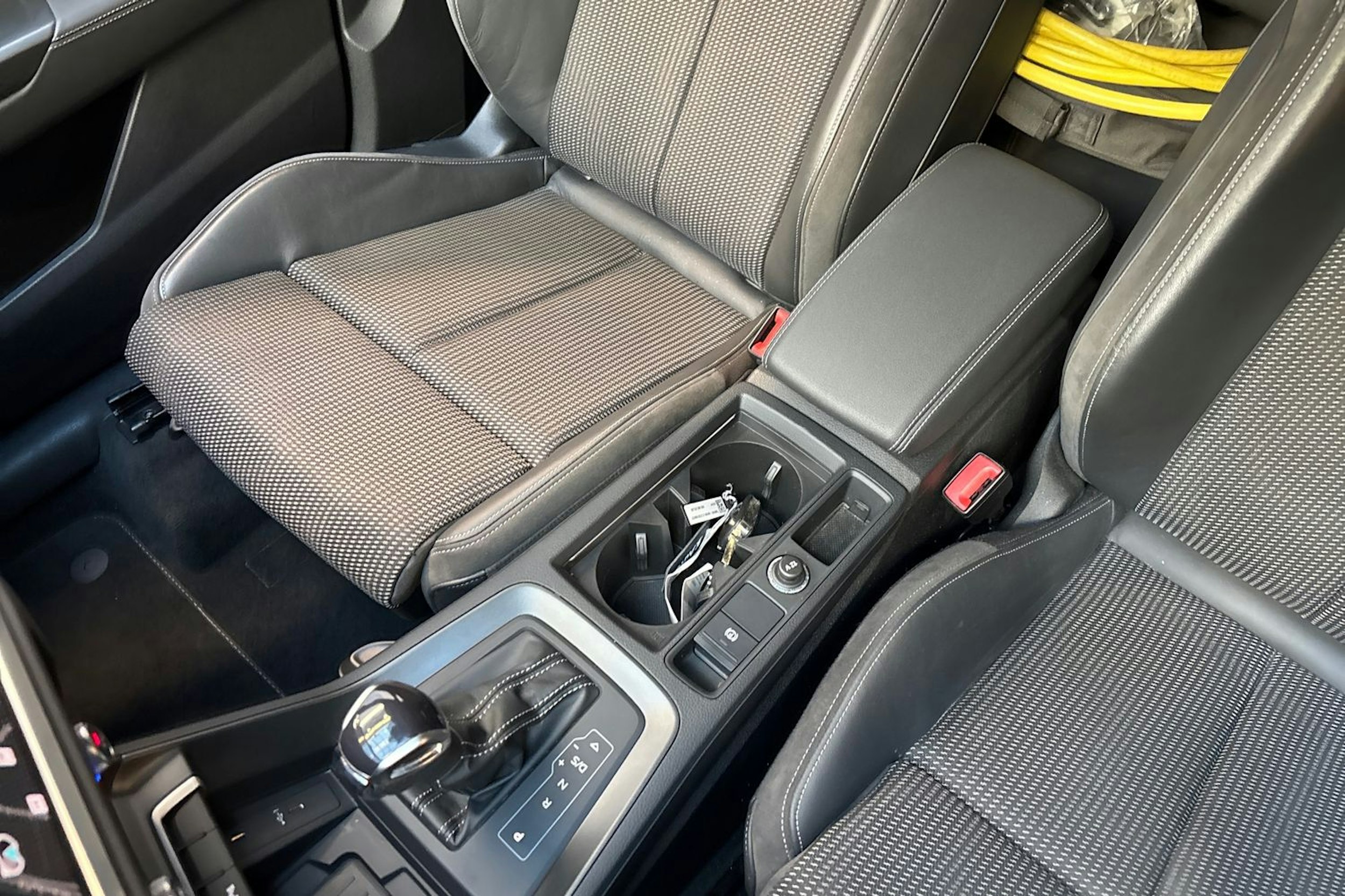 punainen Audi Q3 2022 kuva 22.