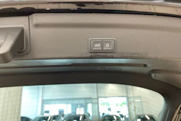 musta Audi Q3 2022 kuva 19.
