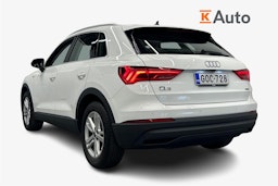 valkoinen Audi Q3 2022 kuva 2.