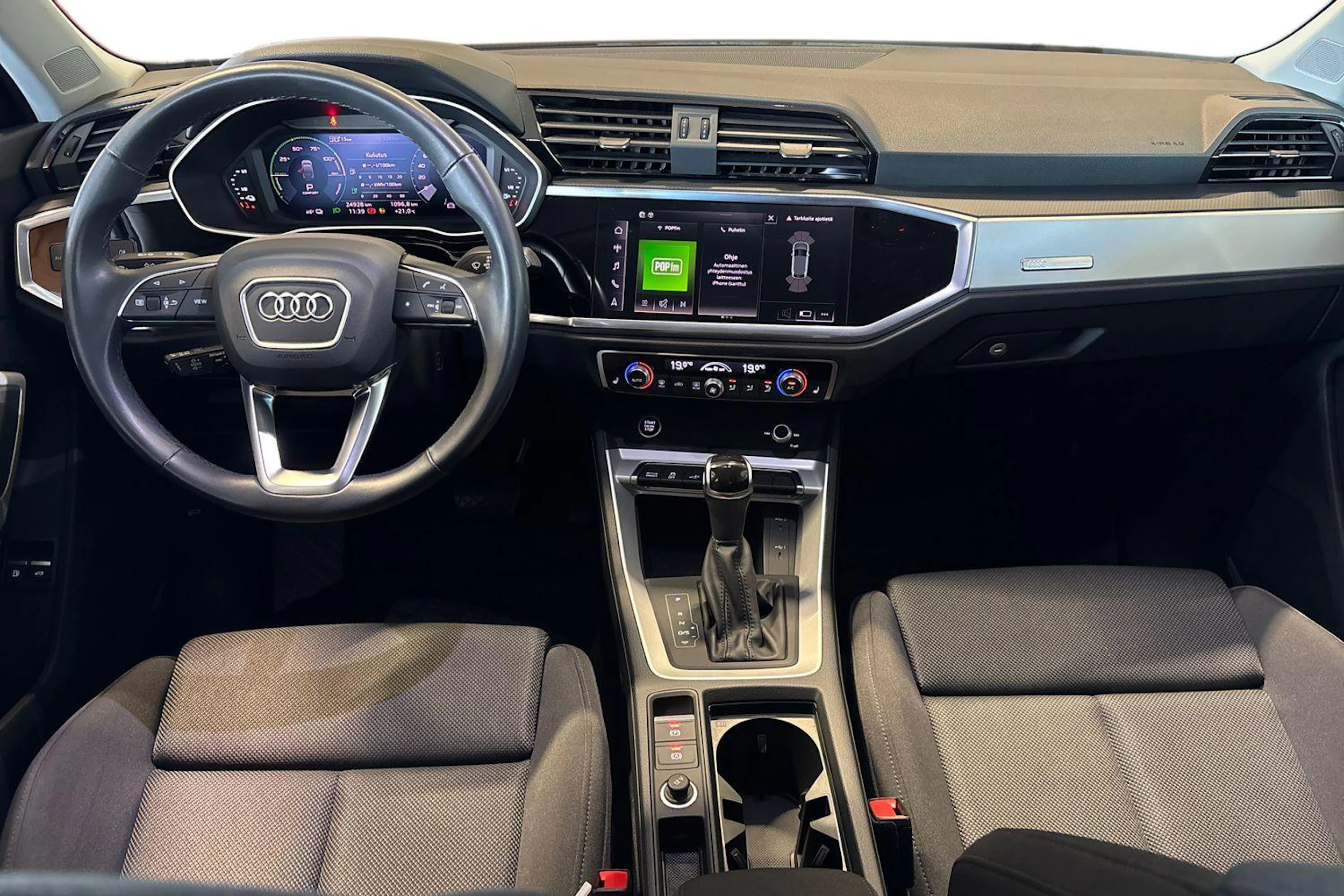 Hopea Audi Q3 2022 kuva 9.