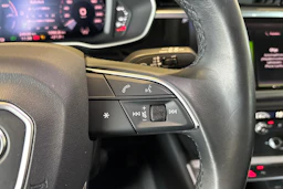 Hopea Audi Q3 2022 kuva 17.