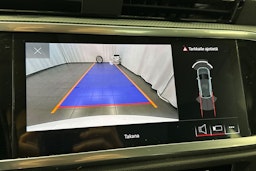 valkoinen Audi Q3 2022 kuva 25.