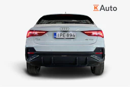 valkoinen Audi Q3 2022 kuva 4.