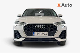 valkoinen Audi Q3 2022 kuva 5.