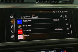 valkoinen Audi Q3 2022 kuva 22.